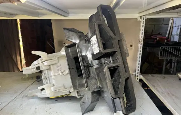 Mercedes-Benz A W169 Interior heater climate box assembly 