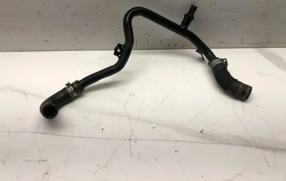 Audi A5 8T 8F Engine coolant pipe/hose 059121070A