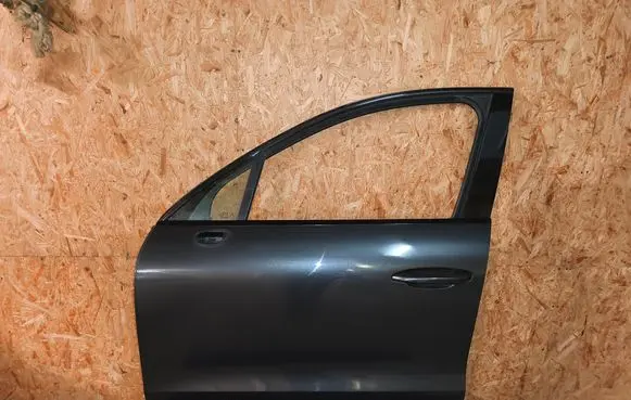 Porsche Macan (95B) Front door 