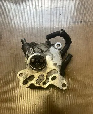 Mitsubishi Outlander Fuel injection high pressure pump 03G145209C