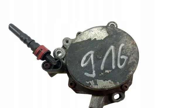 Ford Mondeo MK V Vacuum pump 9674192280