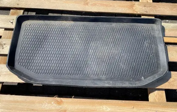 Volkswagen Up Rubber trunk/boot mat liner 