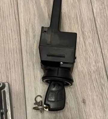 Mercedes-Benz Vito Viano W639 Ignition lock 6395450108 43392M3Z