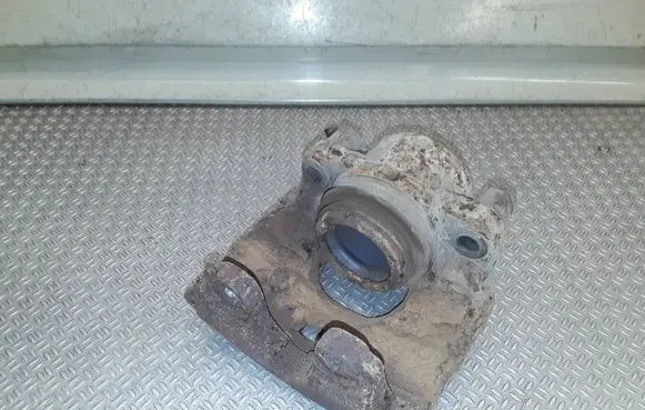 Ford Mondeo MK IV Front brake caliper 