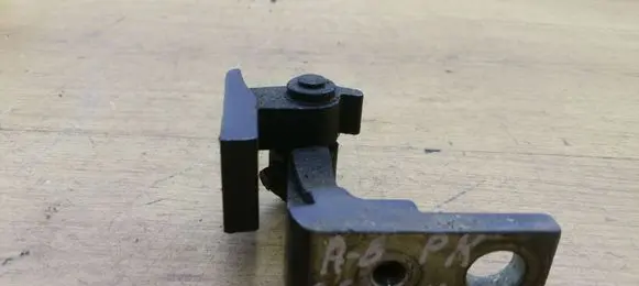 Front door upper hinge