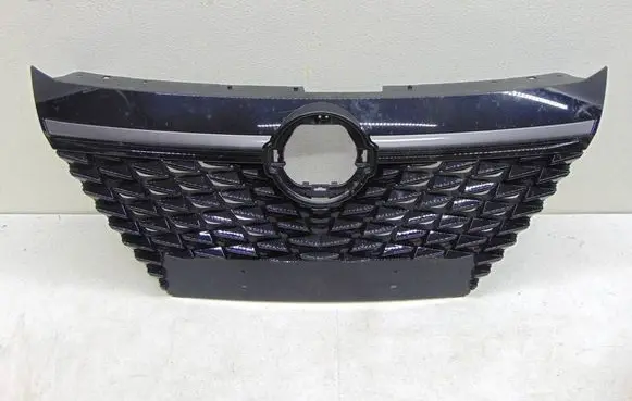 Nissan Qashqai J12 Front grill 62310-HN10A