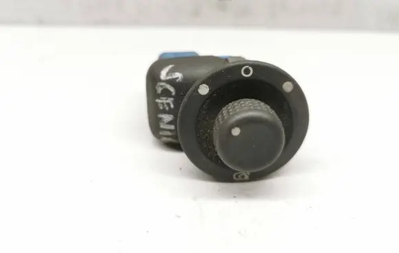 Renault Scenic II - Grand scenic II Wing mirror switch