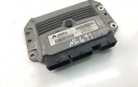 Renault Megane II Engine control unit/module ECU 8200504593 8200461733