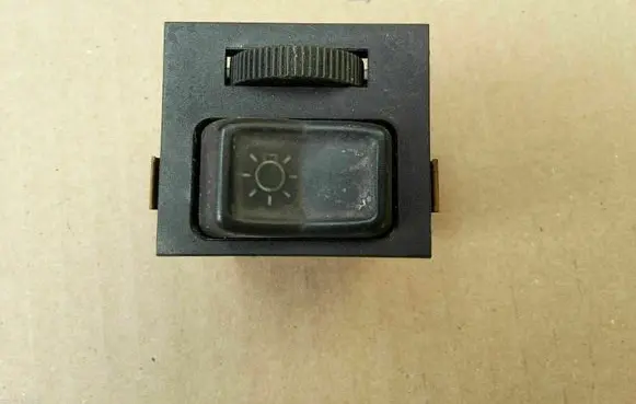Volkswagen Scirocco Light switch 321941531K