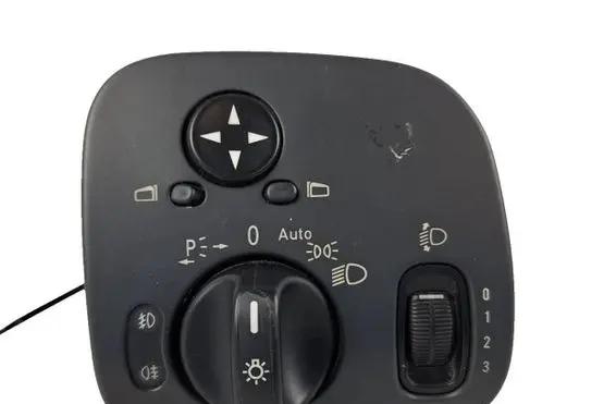Mercedes-Benz C W203 Light switch A2035450604