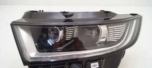 Ford Edge II Headlight/headlamp