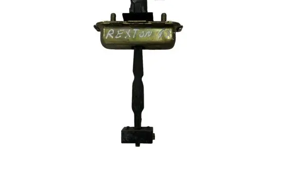 SsangYong Rexton Rear door check strap stopper