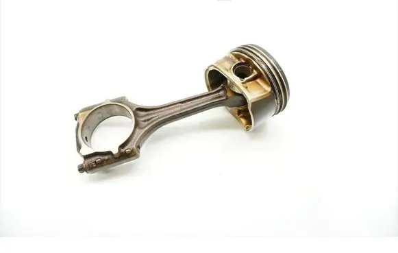 Skoda Octavia Mk2 (1Z) Piston with connecting rod 