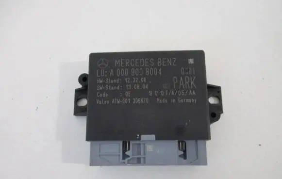 Mercedes-Benz E C207 W207 Parking PDC control unit/module A0009008004