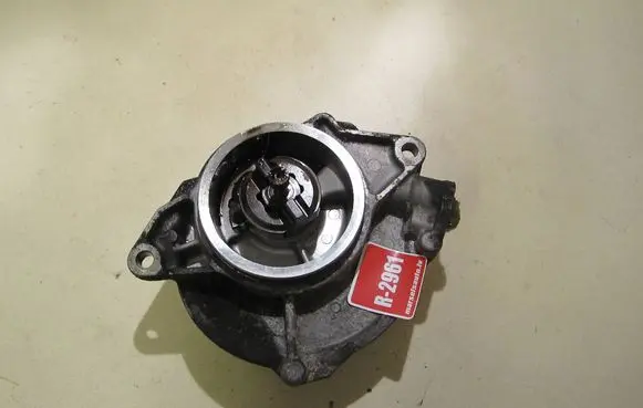 Audi A6 S6 C6 4F Vacuum pump 057145100T