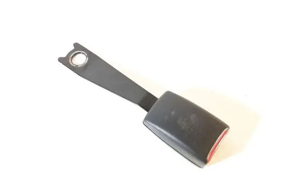 Toyota Corolla E120 E130 Front seatbelt buckle 300402