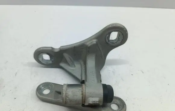 Mercedes-Benz A W169 Front door upper hinge 454REB4 RE46A