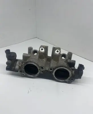 Subaru Legacy Throttle body valve 