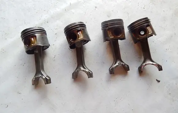 Opel Astra J Piston 165KM