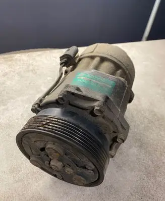 Ford Galaxy Air conditioning (A/C) compressor (pump) 7M3820803 YM2H19D629BA