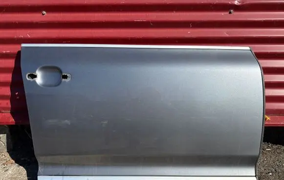 Porsche Cayenne (9PA) Front door