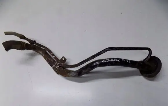 Mitsubishi Outlander Fuel tank filler neck pipe 758934uoil2