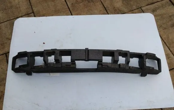 Front bumper foam support bar