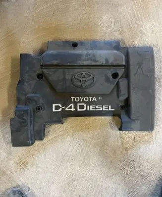 Toyota Avensis T220 Engine cover (trim) 1261127021 126112702