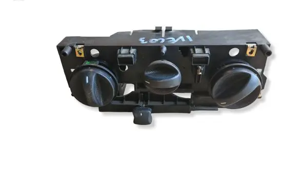 Iveco Daily 3rd gen Climate control/heater control trim 