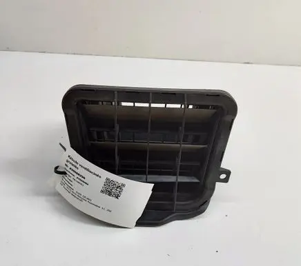 Audi Q5 SQ5 Quarter panel pressure vent 8K0819161C