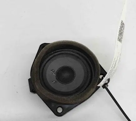 Porsche Cayenne (92A) Panel speaker 7PP035416B