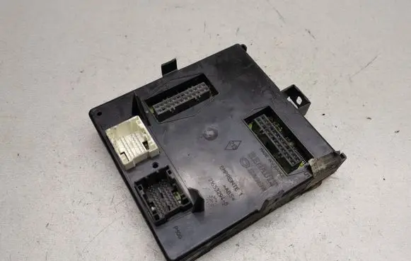 Renault Laguna II Comfort/convenience module 8200141163