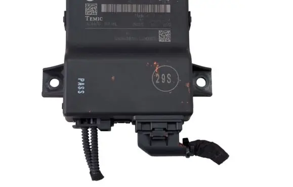 Audi A6 S6 C6 4F Gateway control module 4F0907468M 4F0907468F 404476