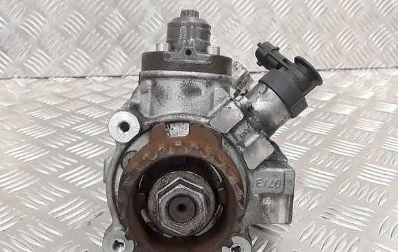 Ford Focus Fuel injection high pressure pump 9811347280 0445010592