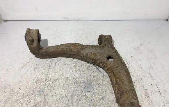 Volkswagen Transporter - Caravelle T5 Front lower control arm/wishbone