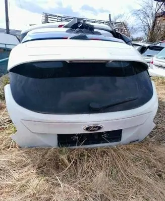Ford Focus Tailgate/trunk/boot lid 036