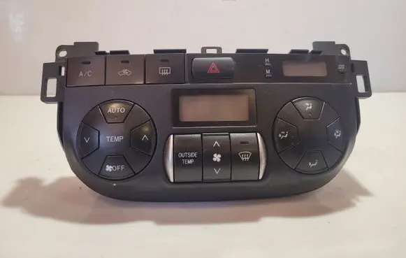 Toyota RAV 4 (XA20) Climate control unit 8401042030