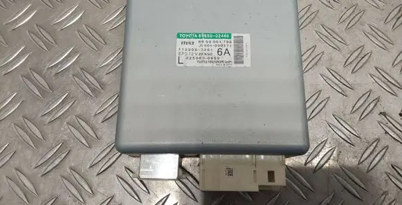 Toyota Auris 150 Power steering control unit/module 8965002640