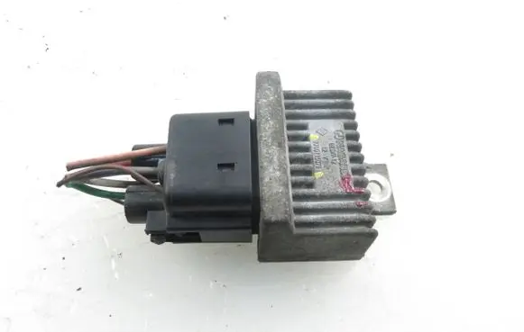 Renault Kangoo I Glow plug pre-heat relay 7700115078