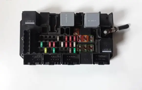 Jaguar XJ X351 Fuse module EW9314N030AA