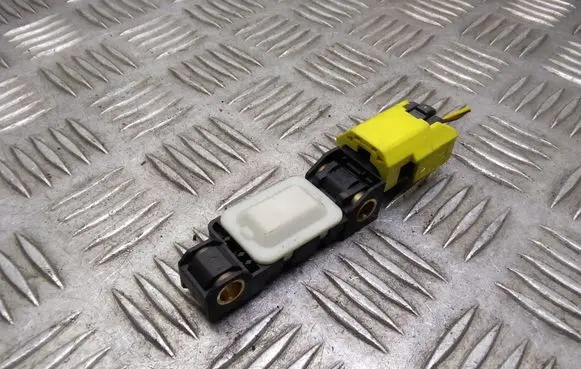 Volkswagen Phaeton Airbag deployment crash/impact sensor 4B0959643E