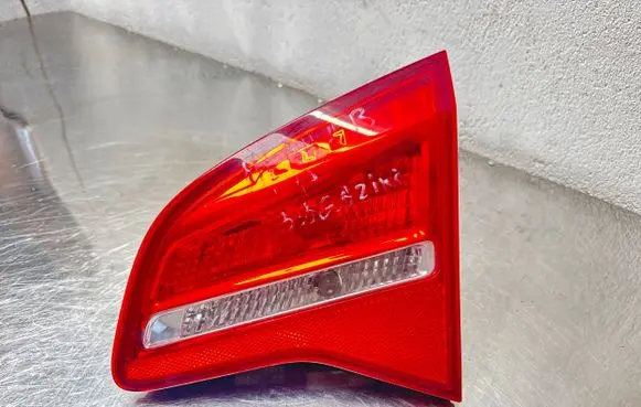 Opel Meriva B Tailgate rear/tail lights 13260841 0284510161