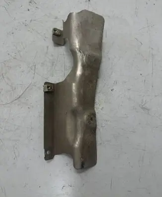 BMW 5 F10 F11 Heat shield in engine bay 7185204