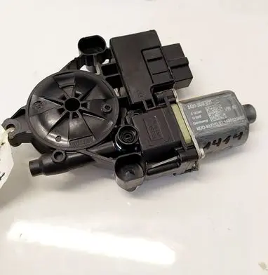 Skoda Octavia Mk3 (5E) Rear door window regulator motor 5Q0959811