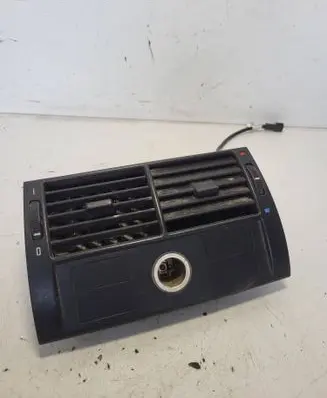 BMW X5 E53 Rear air vent grill 8409081