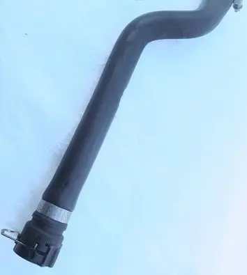 BMW 5 E39 Engine coolant pipe/hose