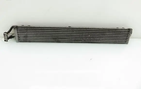 Volkswagen Touareg I Engine oil radiator 7P0317019