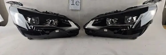 Peugeot 3008 II Headlights/headlamps set 
