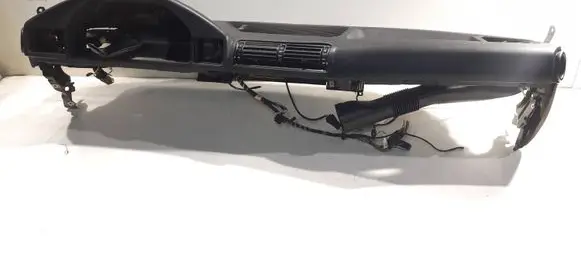 BMW 5 E34 Dashboard 64228117470