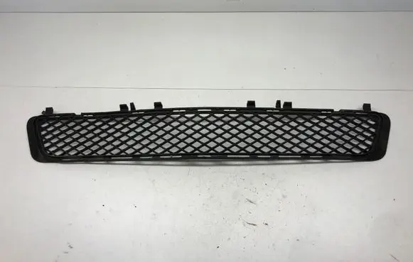 Mercedes-Benz E W212 Front bumper lower grill A2128850523